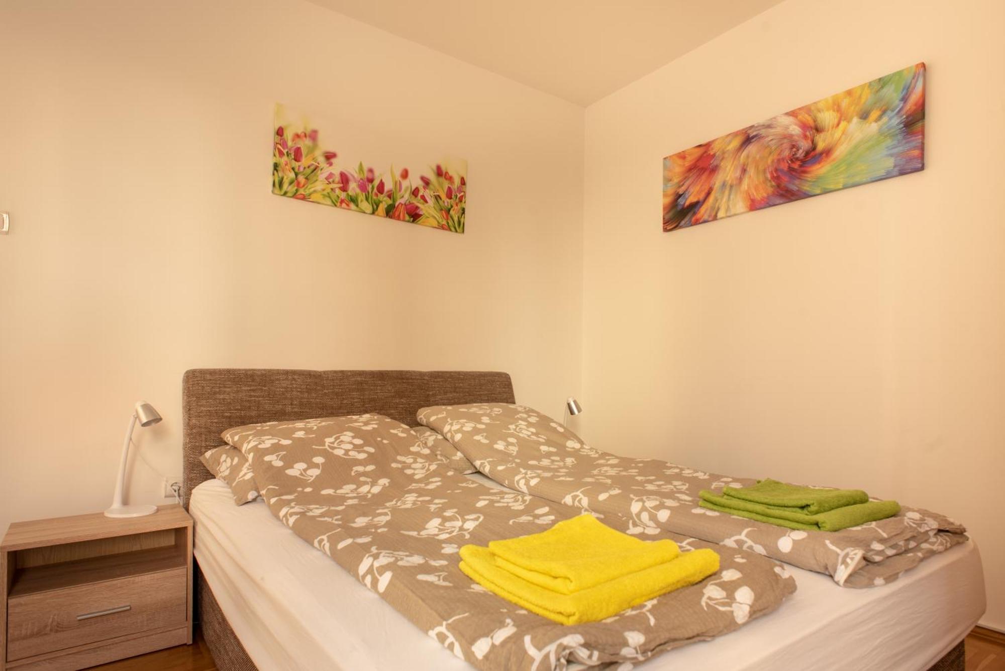 Modor Apartman Alsópáhok Exterior foto