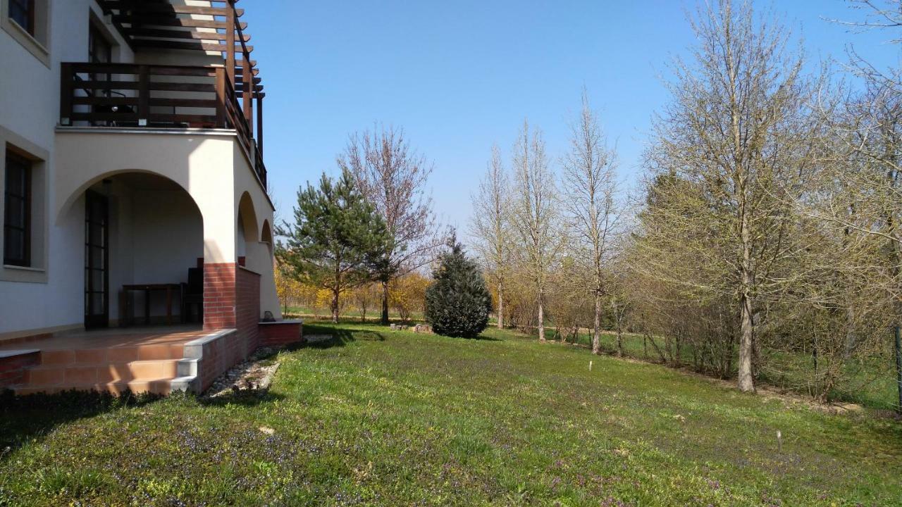 Modor Apartman Alsópáhok Exterior foto