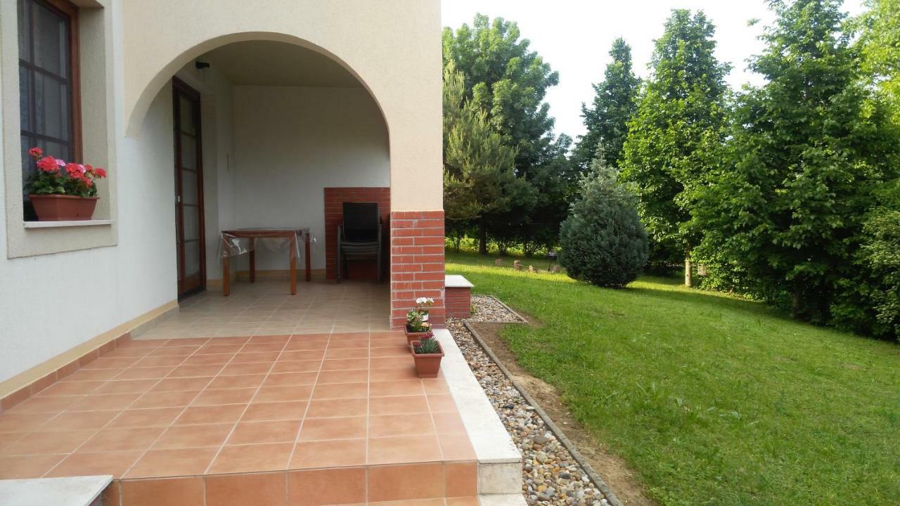 Modor Apartman Alsópáhok Exterior foto